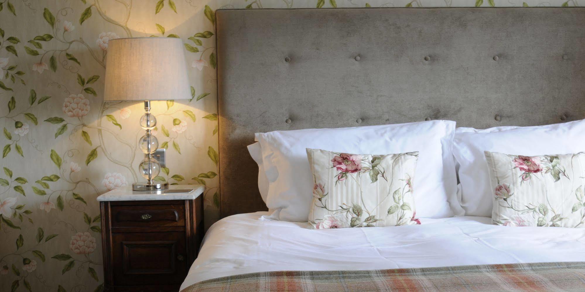 Brigstock ザ スワローズ レスト ベッド&ブレックファースト Bed & Breakfast エクステリア 写真